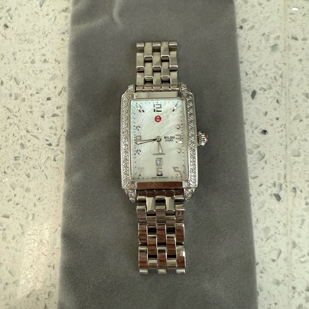 Silver Rectangular Watch With Metal Bracelet - image 2